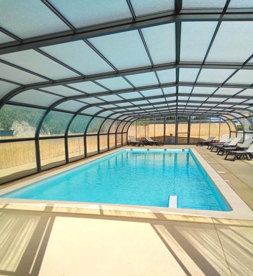 Camping Les Couesnons Hotel Roz sur Couesnon Bagian luar foto