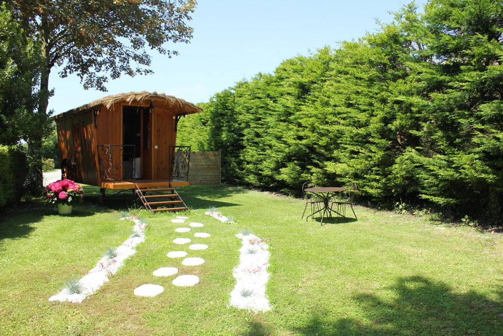 Camping Les Couesnons Hotel Roz sur Couesnon Ruang foto