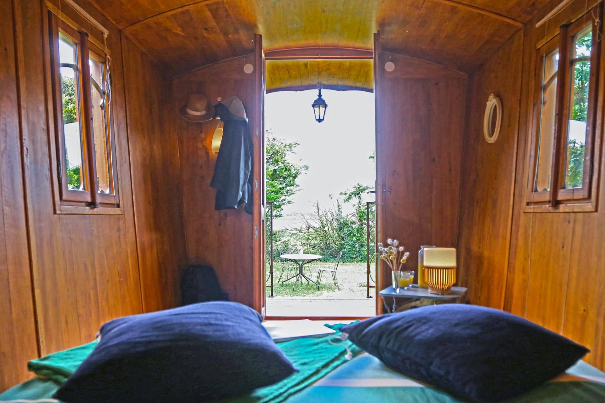 Camping Les Couesnons Hotel Roz sur Couesnon Bagian luar foto