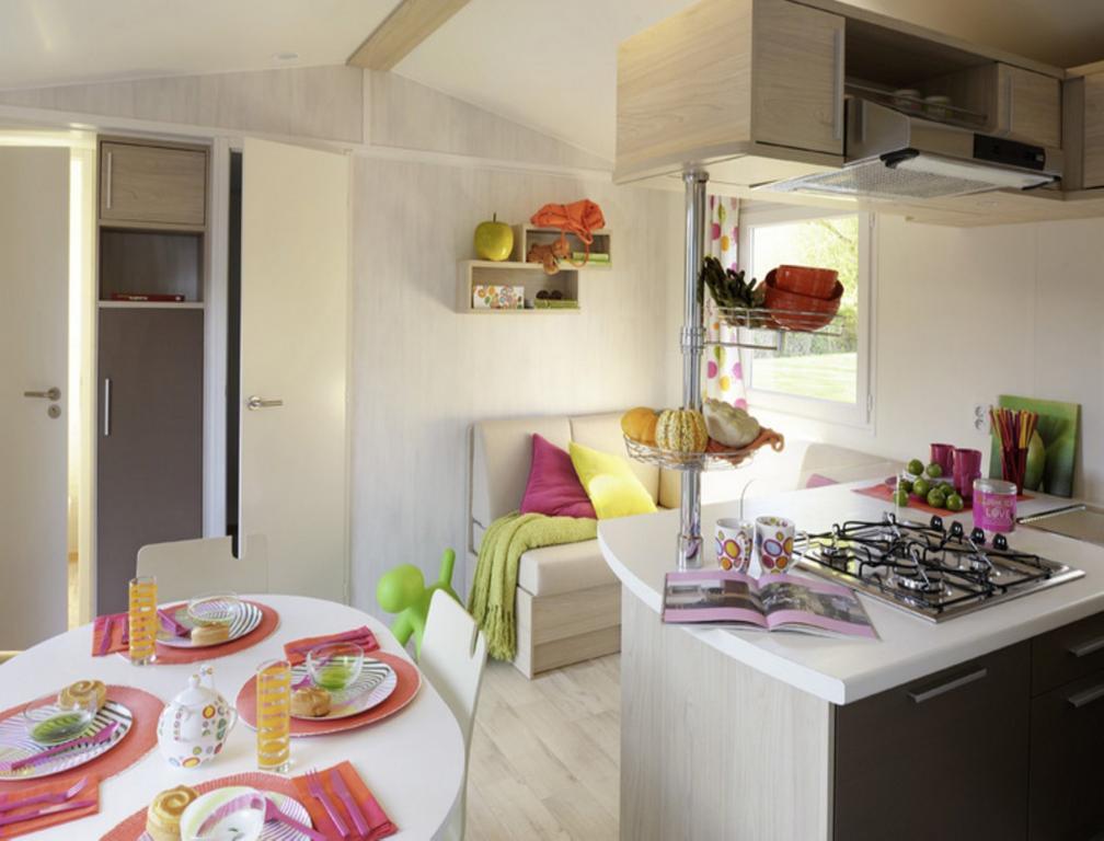 Camping Les Couesnons Hotel Roz sur Couesnon Bagian luar foto